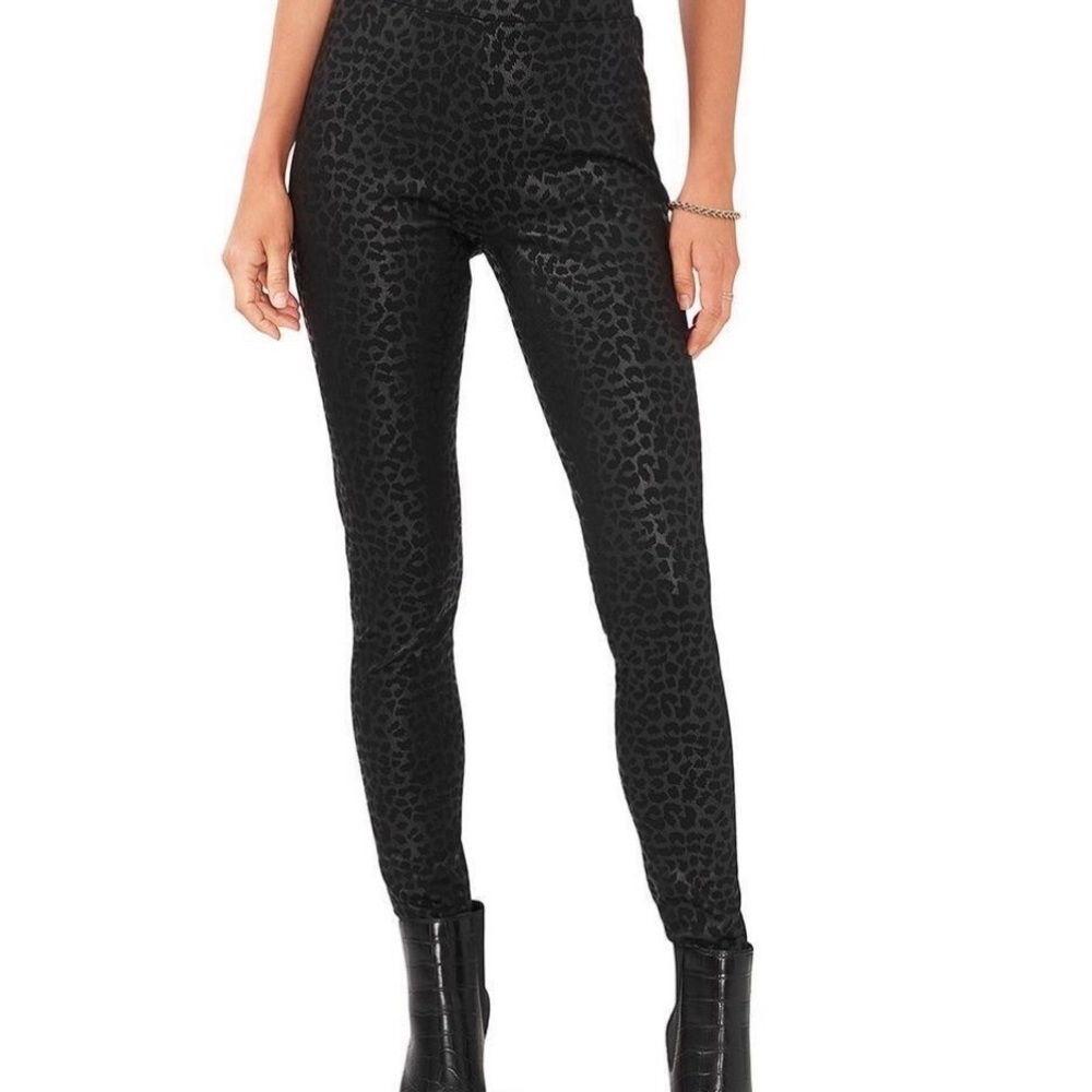 Vince Camuto Charcoal Leopard Print Leggings